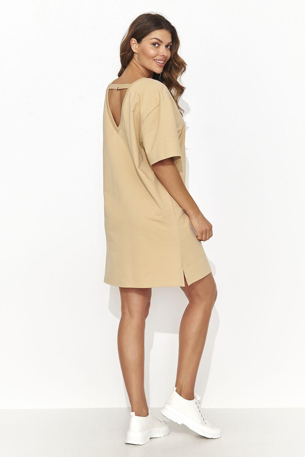 Beige daydress, short sleeves and round neckline, side view with straight hem
