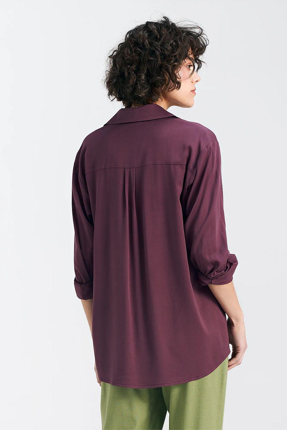 Nife long-sleeve violet shirt, back view with yoke seam and cuffed sleeves