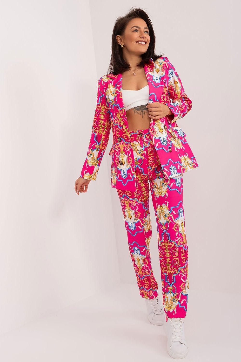 Women’s printed set with pink patterned blazer and matching pants