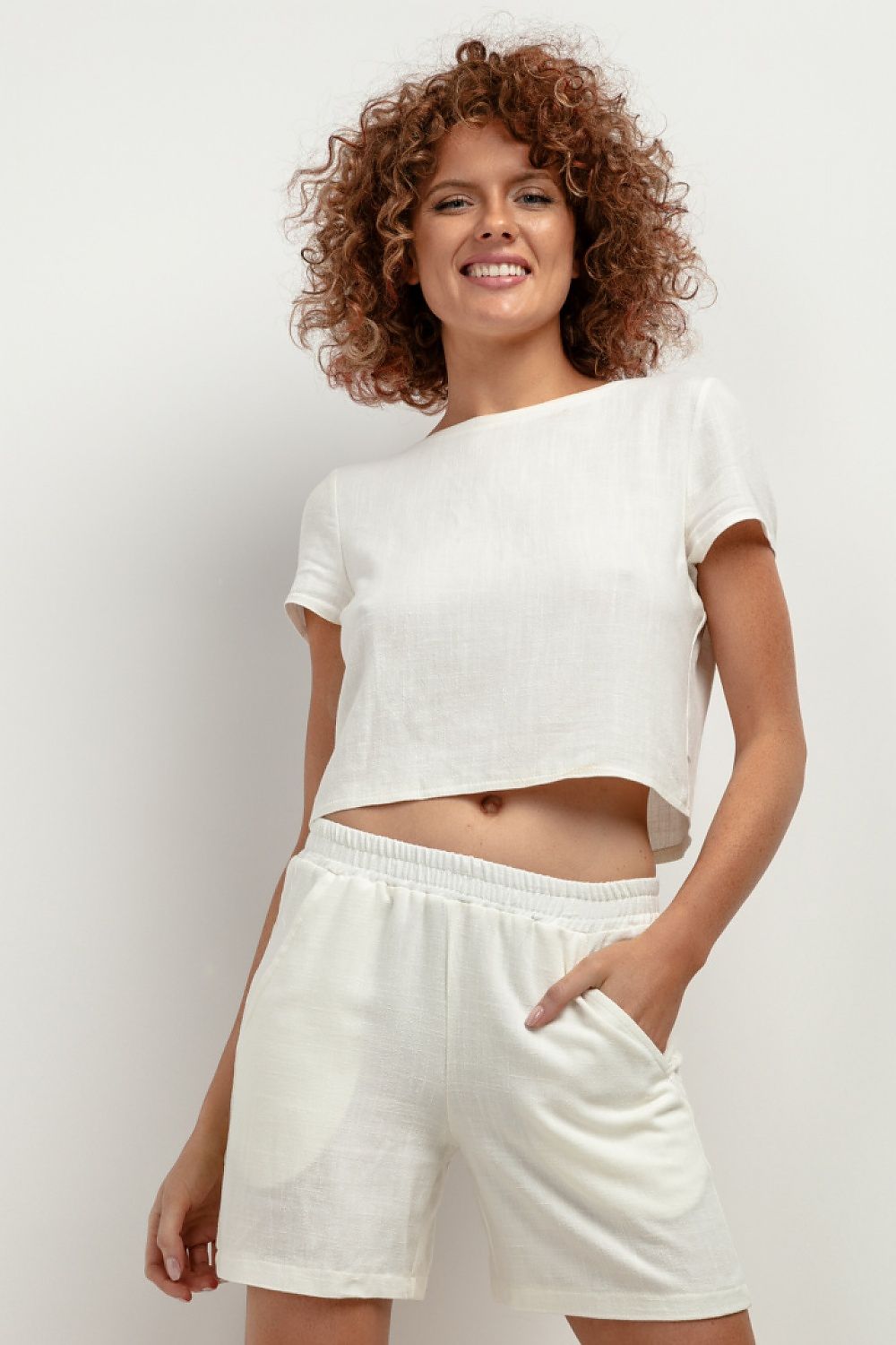 Shorts model 198559 Tessita