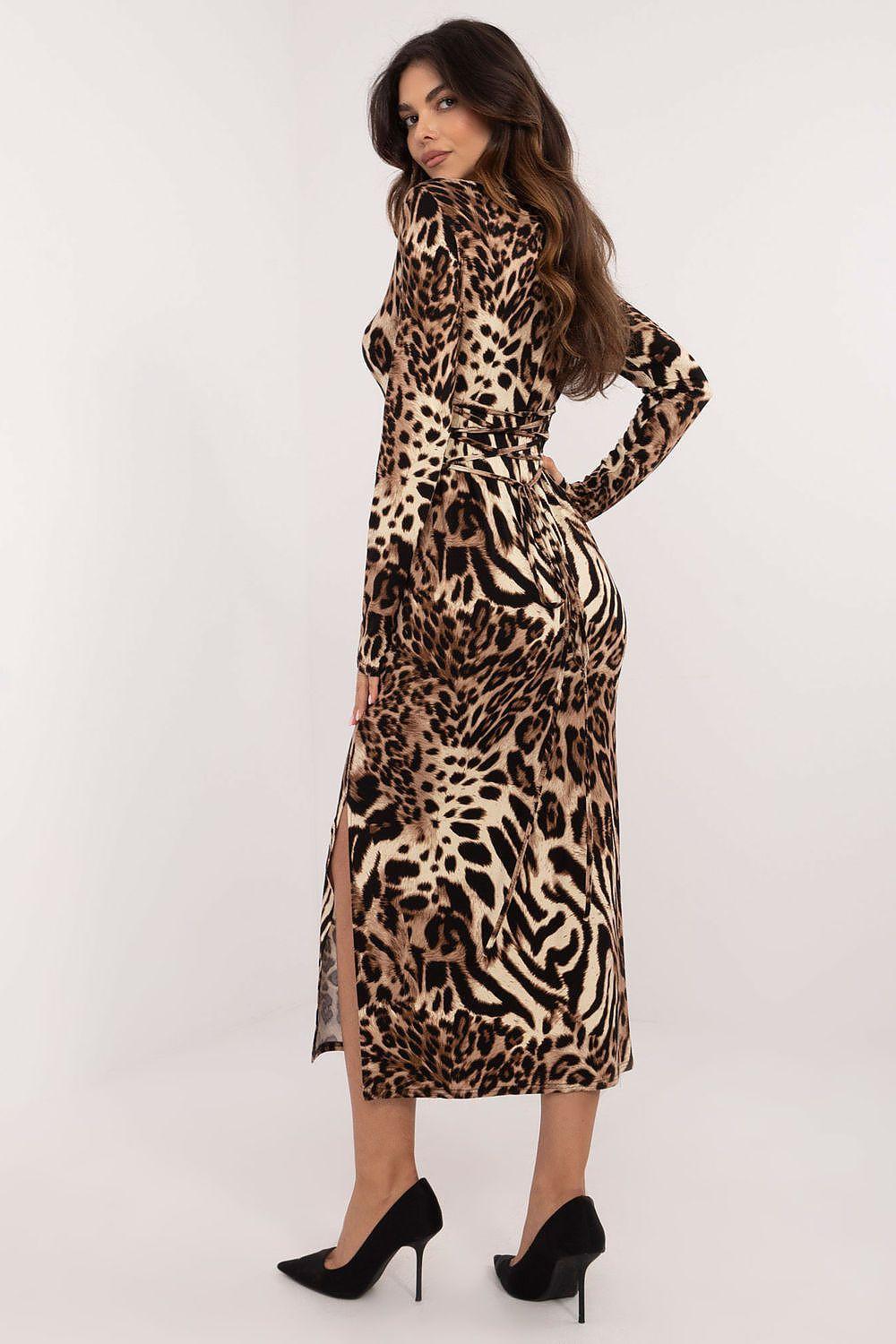 Daydress in leopard print, long sleeves, midi length, open side and waist tie