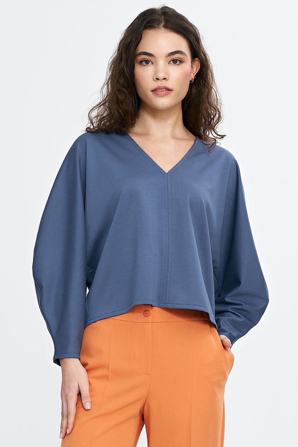 Nife blouse model 210087 blue V-neck with long sleeves, loose blouse fit