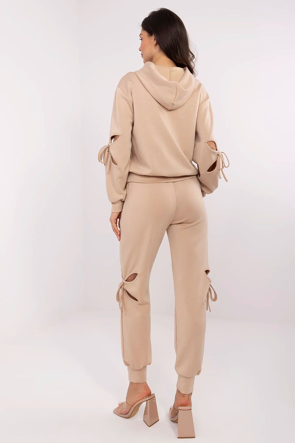 Set model 210122 NM