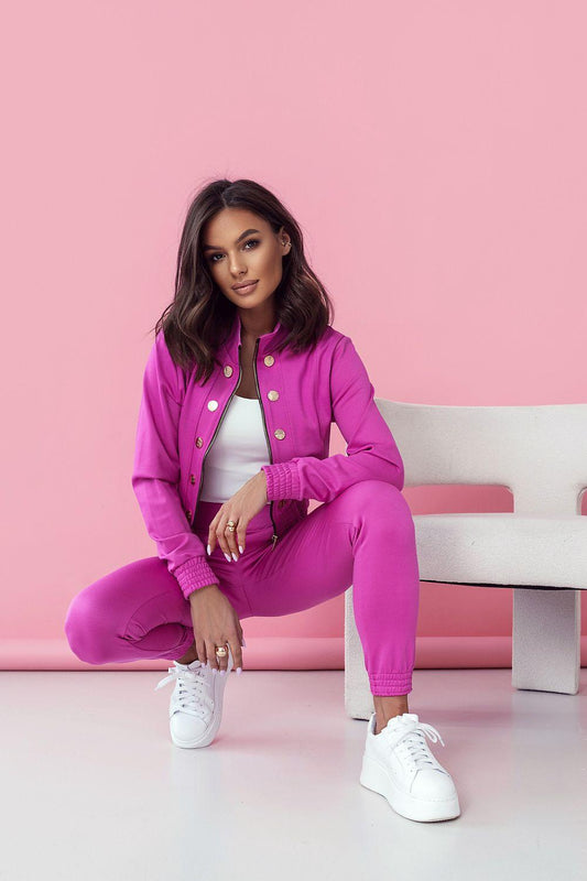 Women's purple jacket and jogger pants set, snap buttons and elastic cuffs