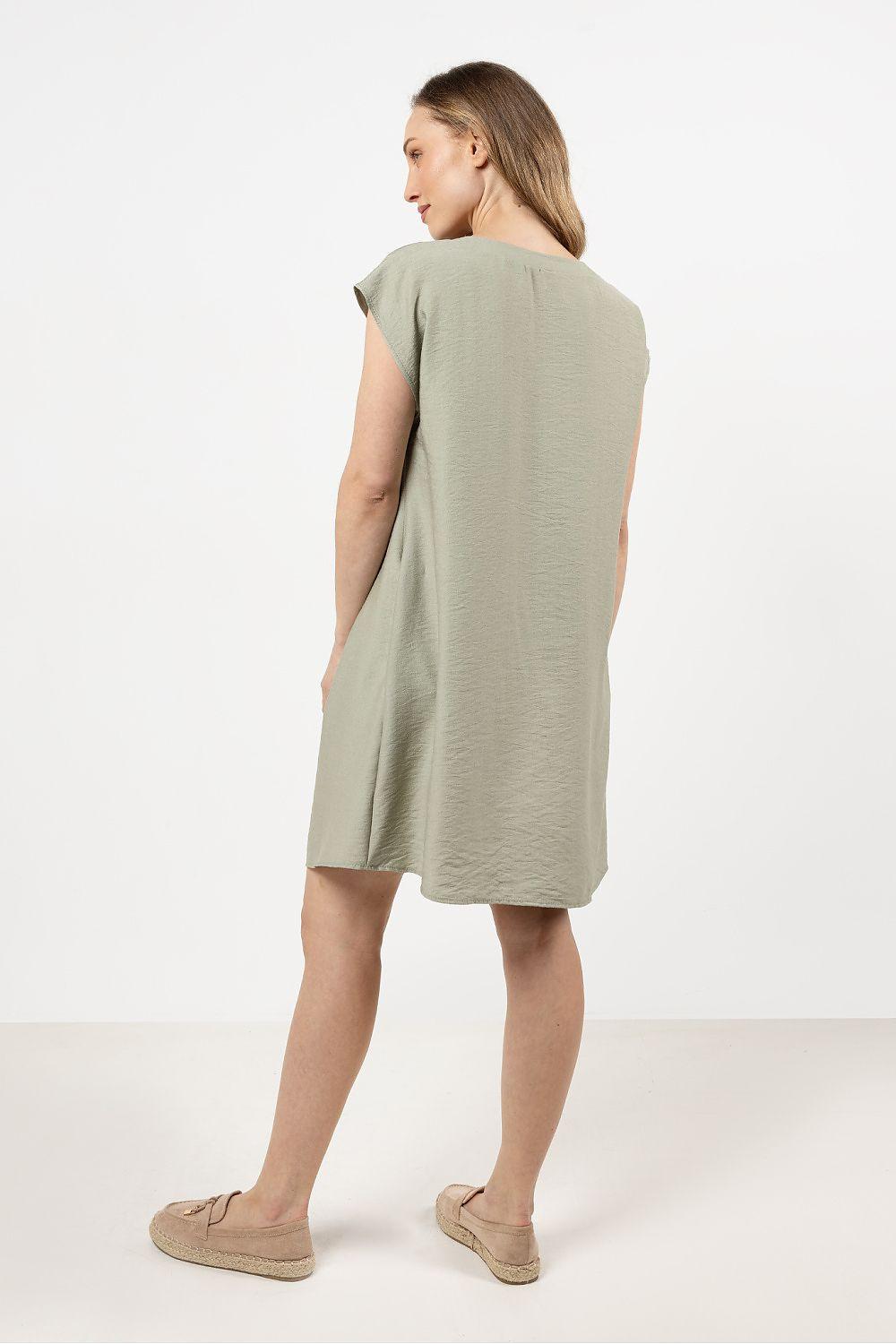 Awama daydress model 212242 green with back view, short sleeves and straight hem