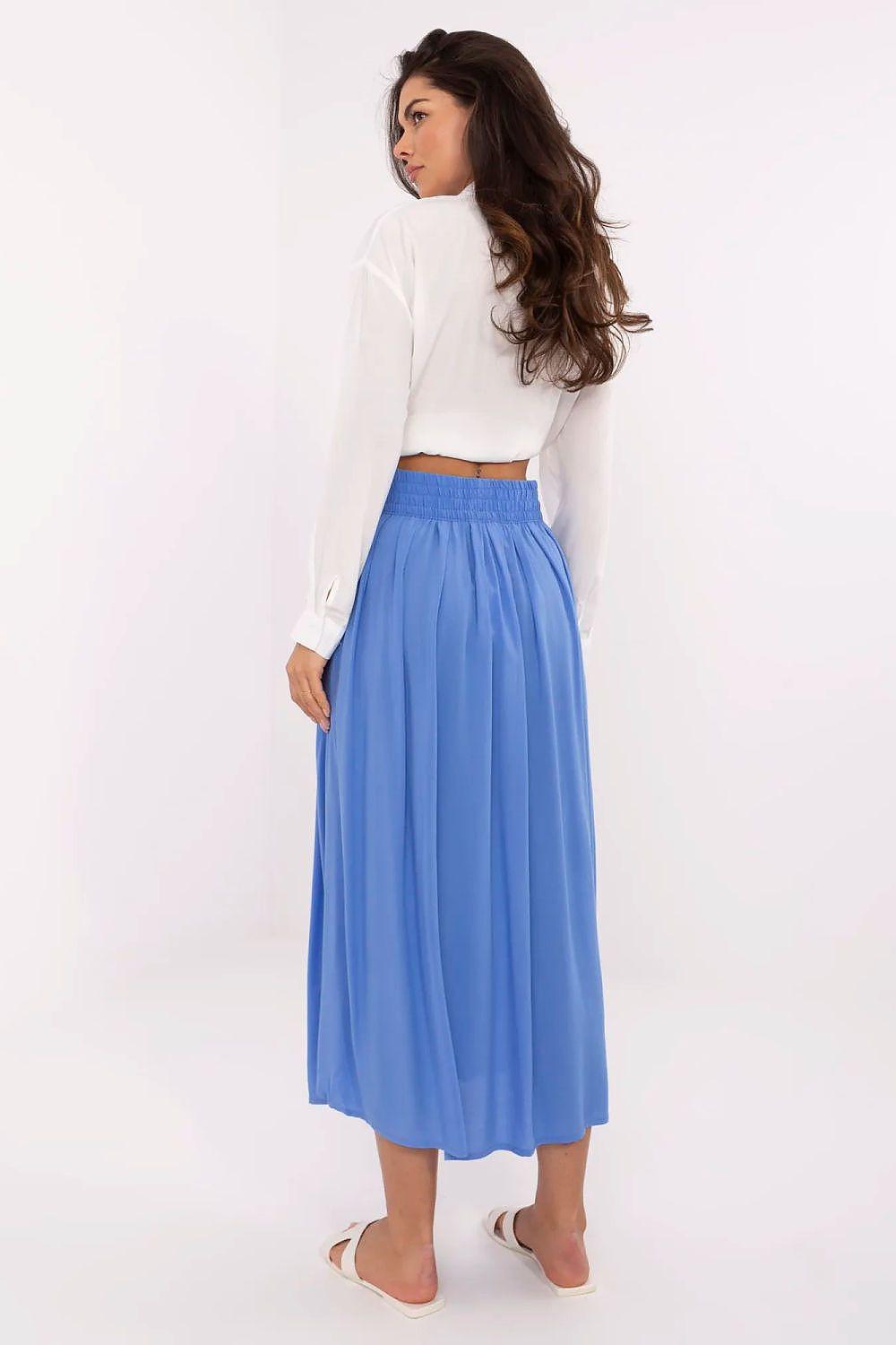 Blue pleated midi skirt with elastic waist and button placket