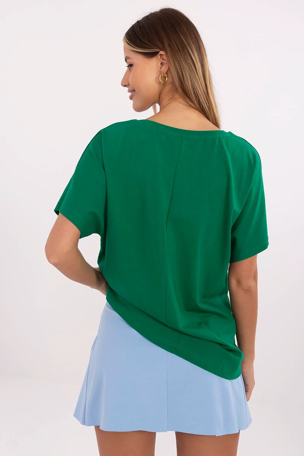Green short-sleeve T-shirt, crew neck, plain back