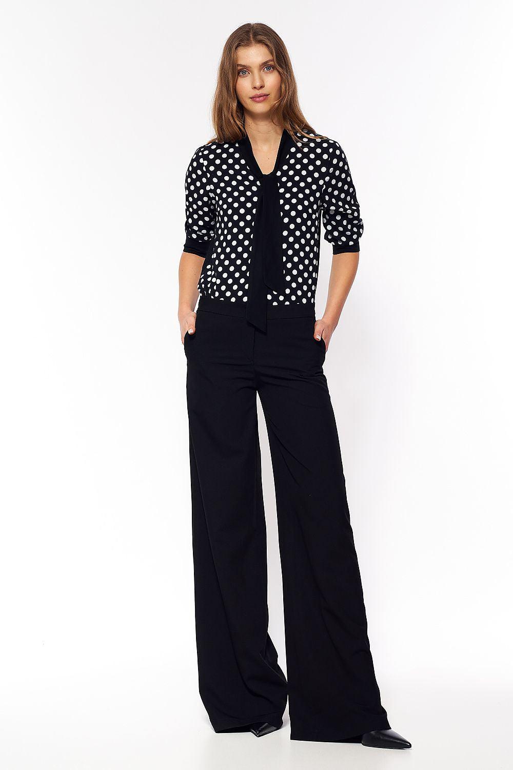 Black wide-leg trousers with front seam and relaxed fit