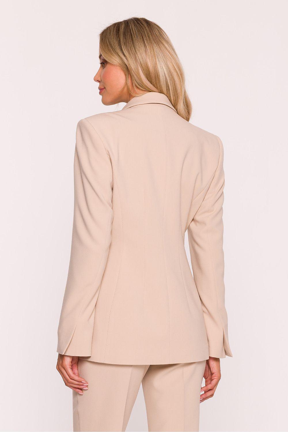Women’s tailored blazer in beige with long sleeves, single-breasted back view