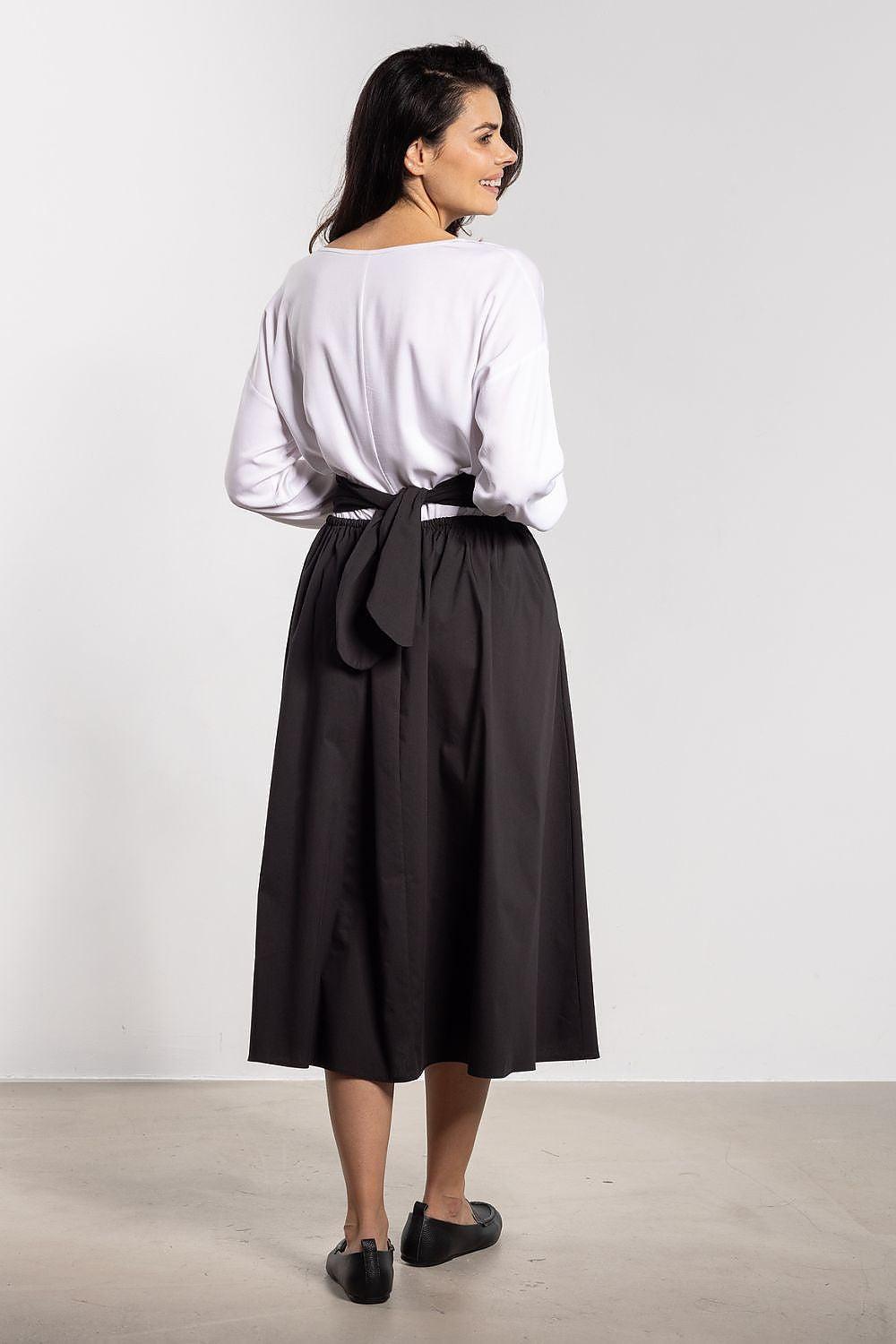 Black midi A-line skirt with pleats and gathered waist, side bow detail