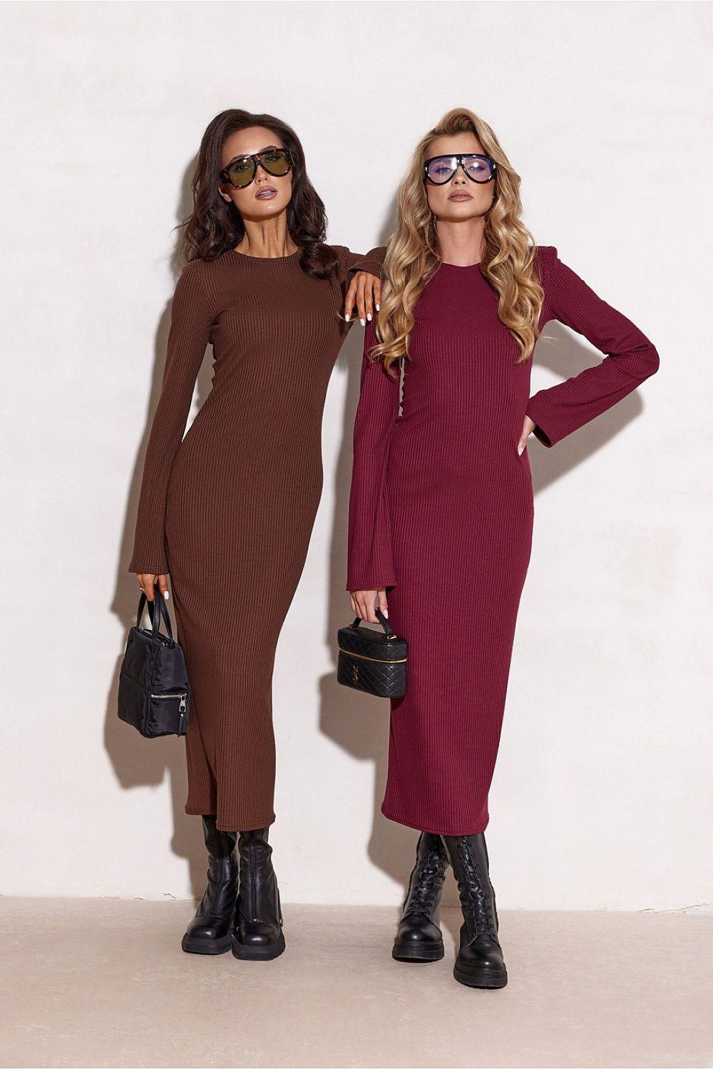 Brown knit daydress, slim fit, long sleeves, crew neck, midi length, standing pose