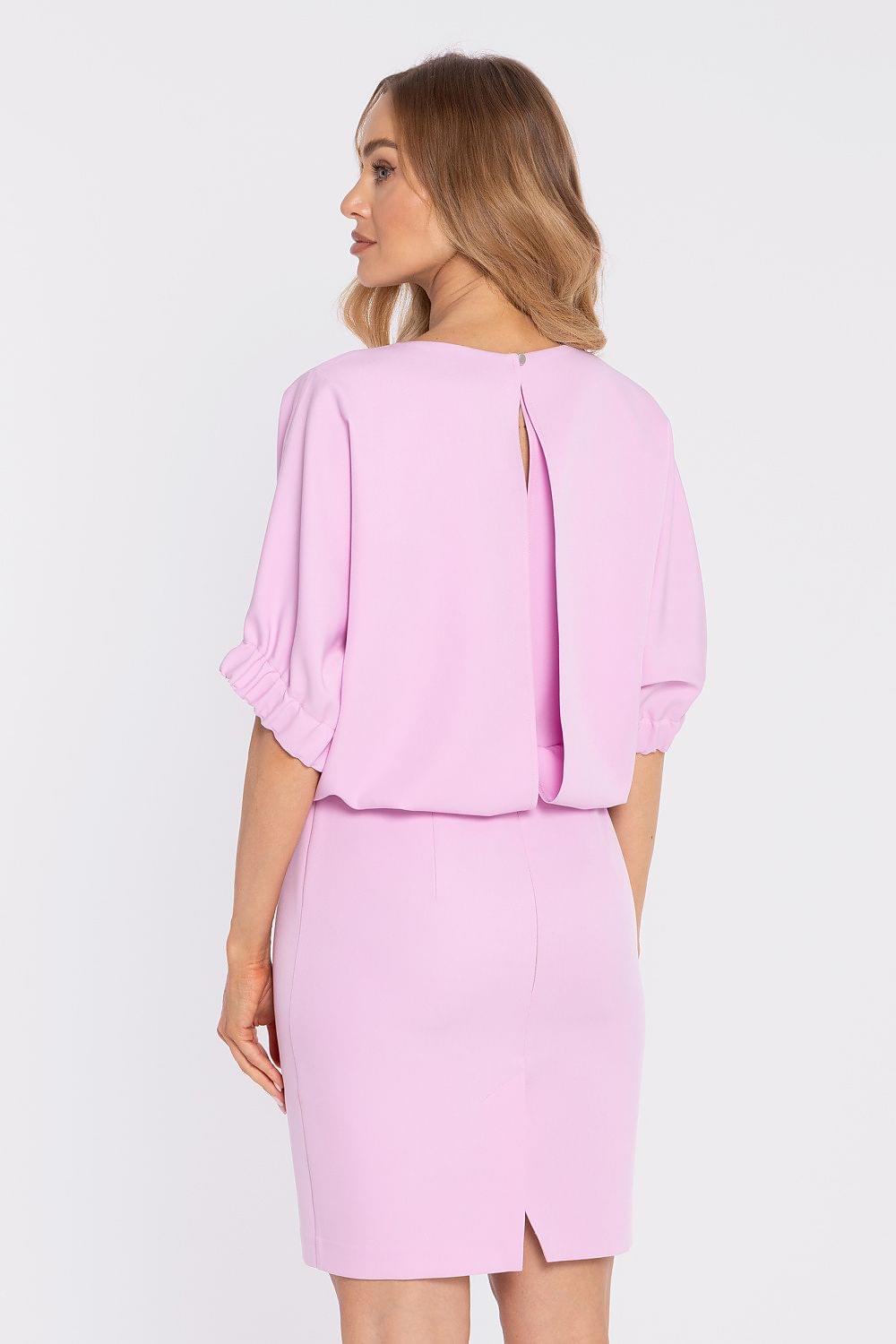 Lilac pink day dress back view with central seam and short puff sleeves