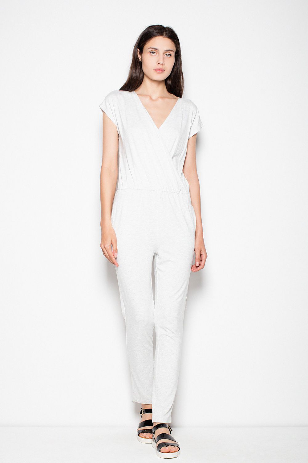 Grey envelope-neck jumpsuit, short sleeves, wide-leg pants