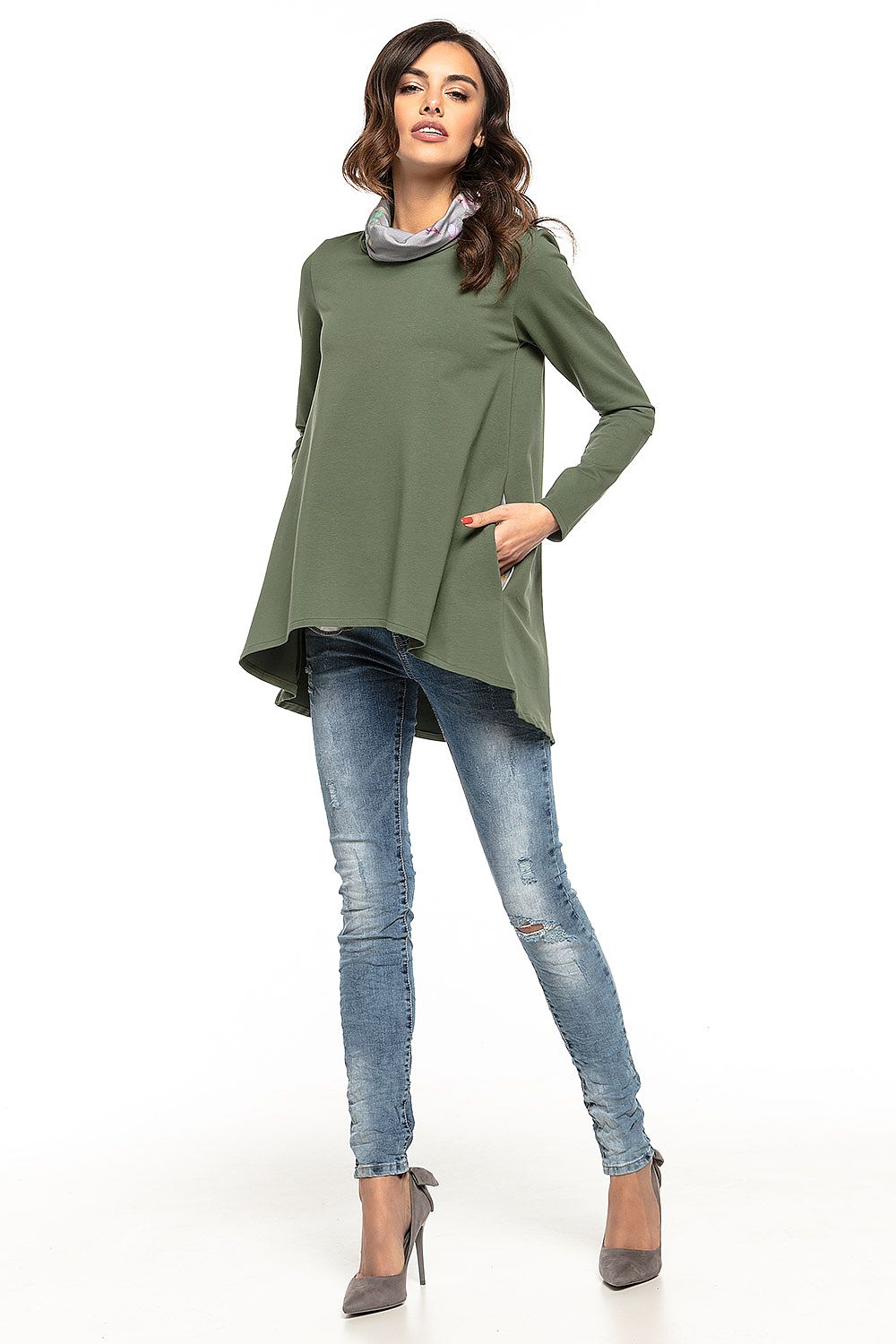 Green tunic with floral turtleneck, long sleeves, high-low hem