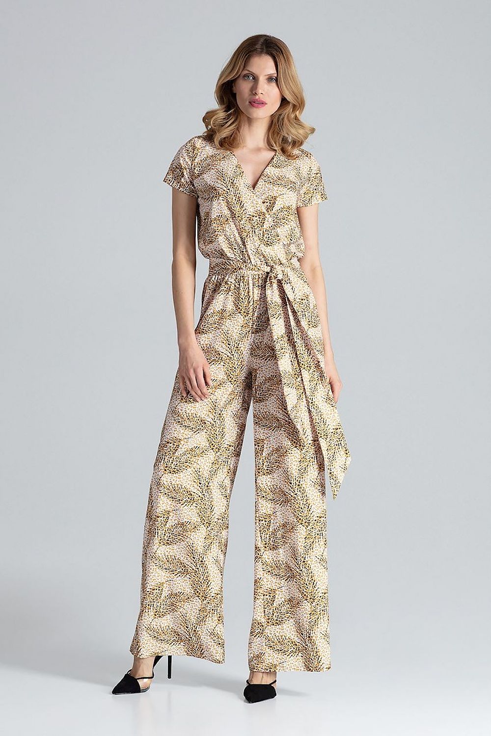 Wide-leg V-neck jumpsuit, short sleeves, tie waist, beige patterned fabric