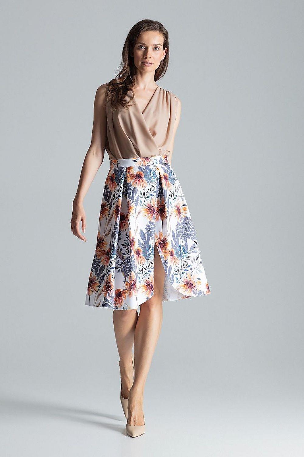 Floral printed skirt with gathered waist and flared hem