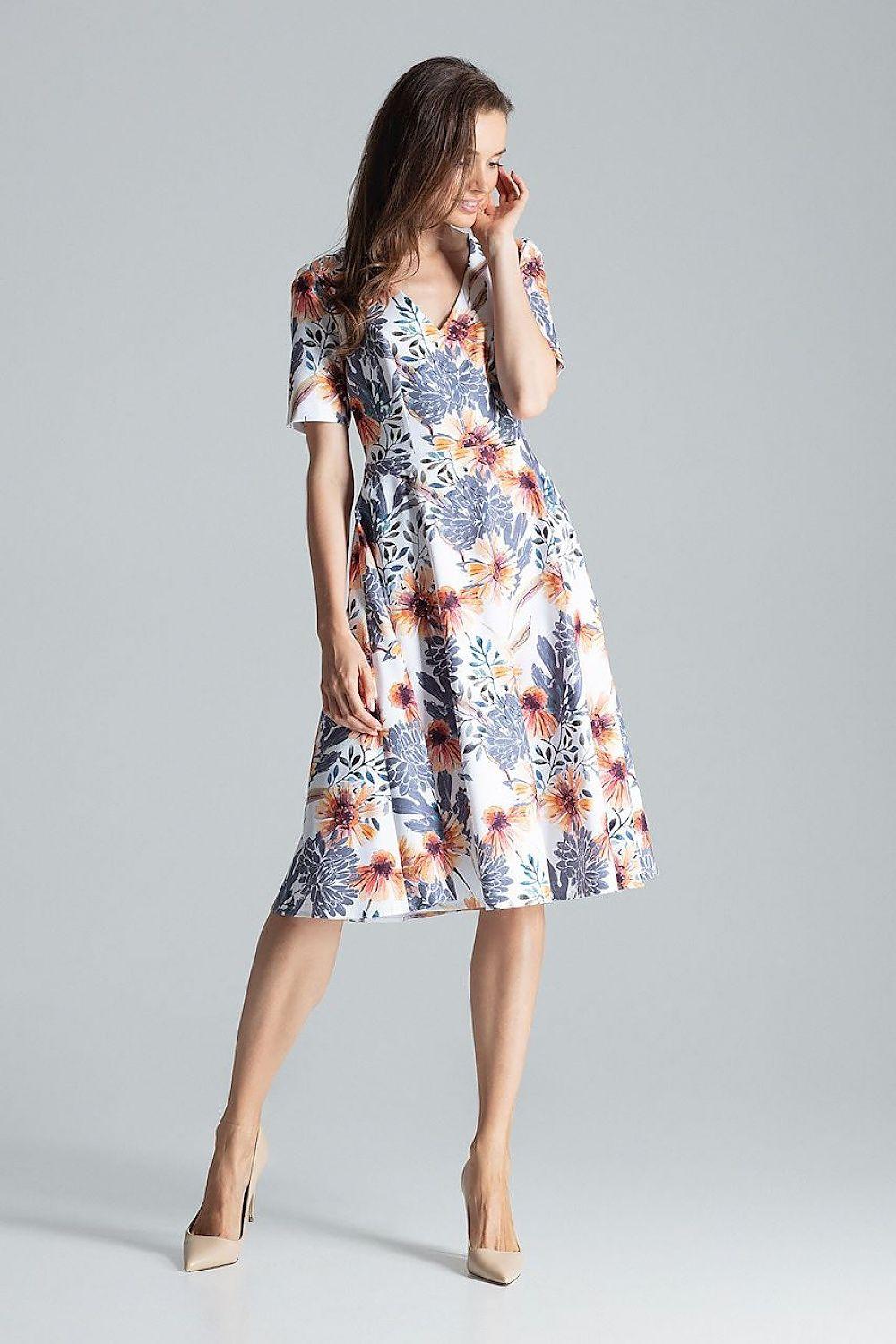 Figl daydress, floral print with short sleeves and V-neck, A-line silhouette