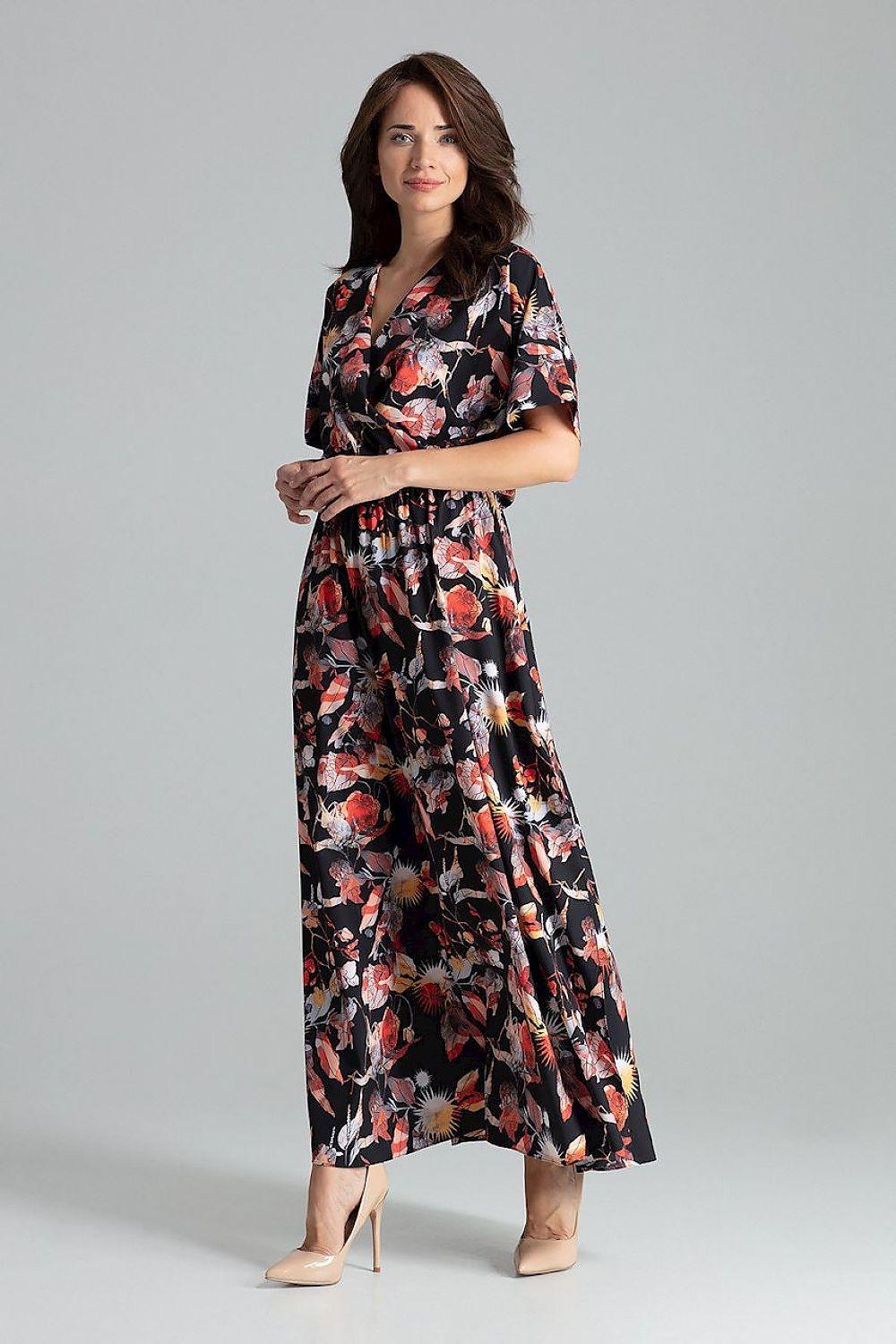 Floral daydress with V-neck, short sleeves and gathered waist, front view