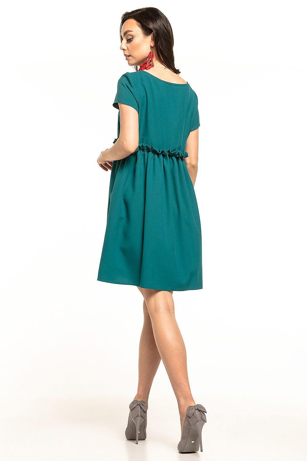 Green daydress with short sleeves and gathered waist, knee length
