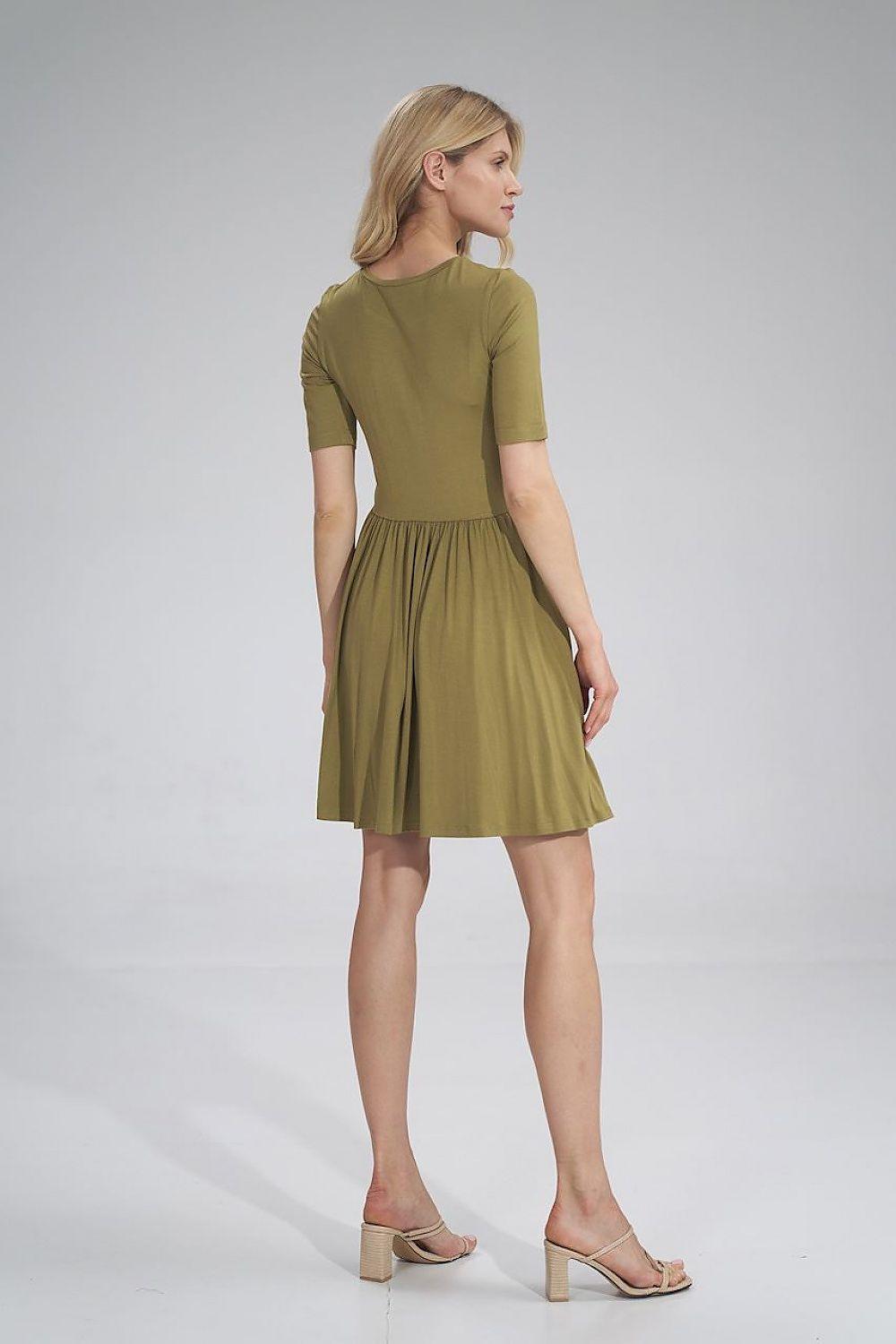 Figl daydress green with round neck, short sleeves, gathered waist and A-line skirt