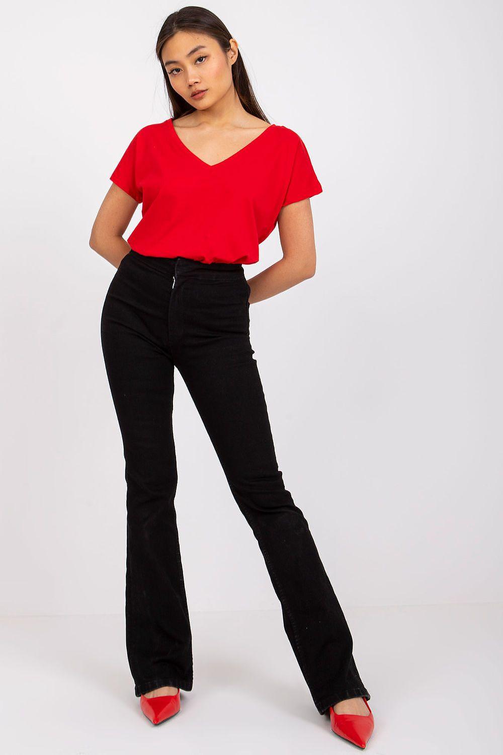 Red V-neck T-shirt with short sleeves and straight hem