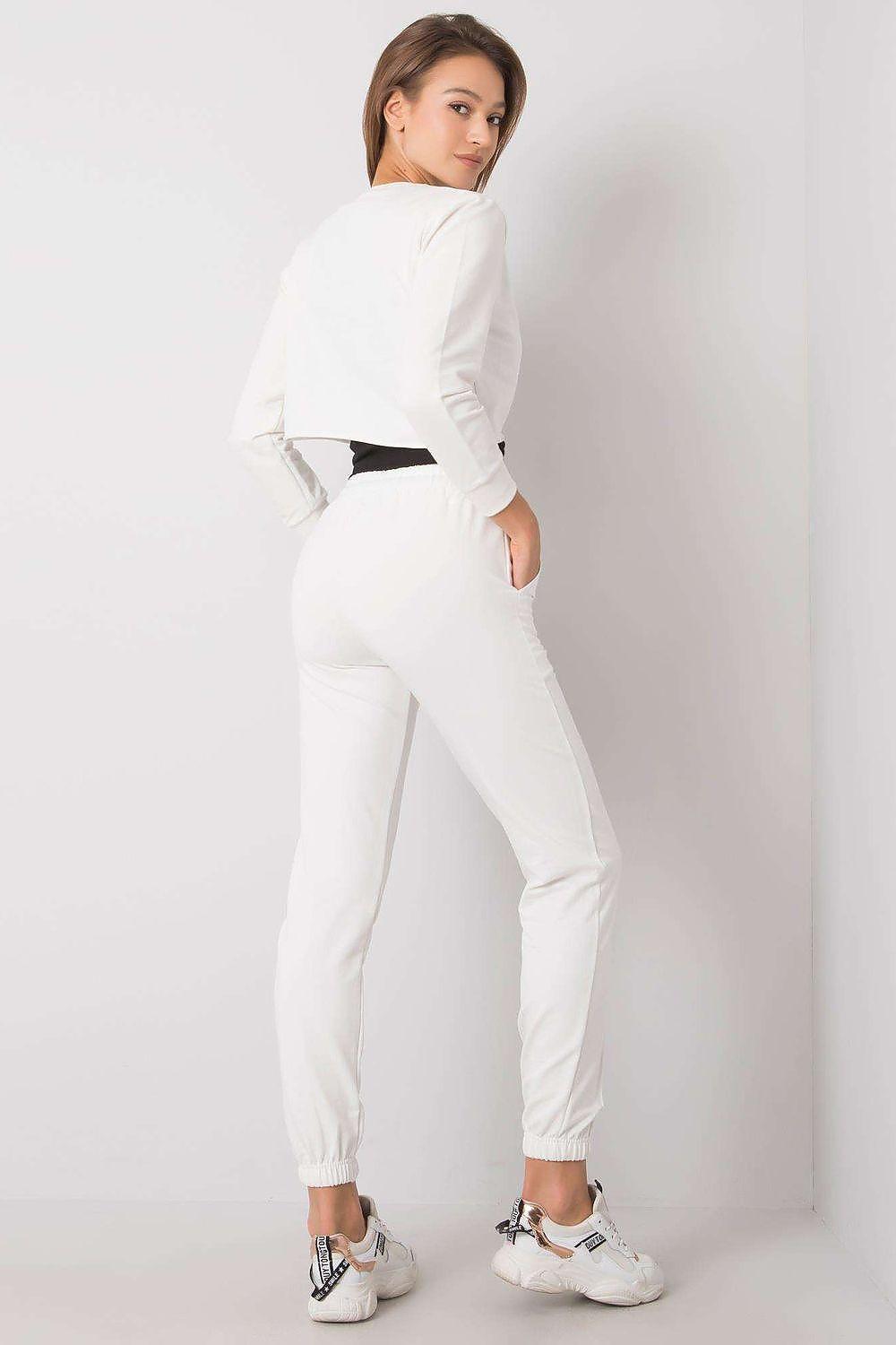 Rue Paris women’s off-white trousers with elastic cuffs and tied drawstring