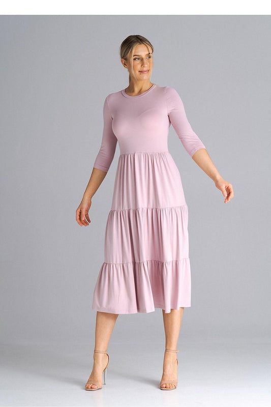 Figl daydress in dusty pink with 3/4 sleeves and tiered, gathered midi skirt.