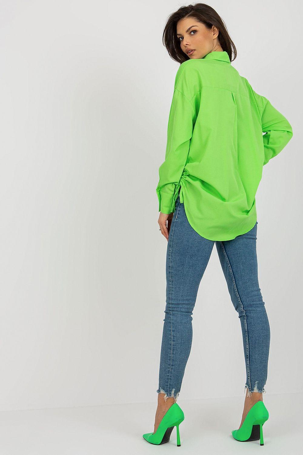 Green long-sleeve button-up shirt with collar and gathered back hem