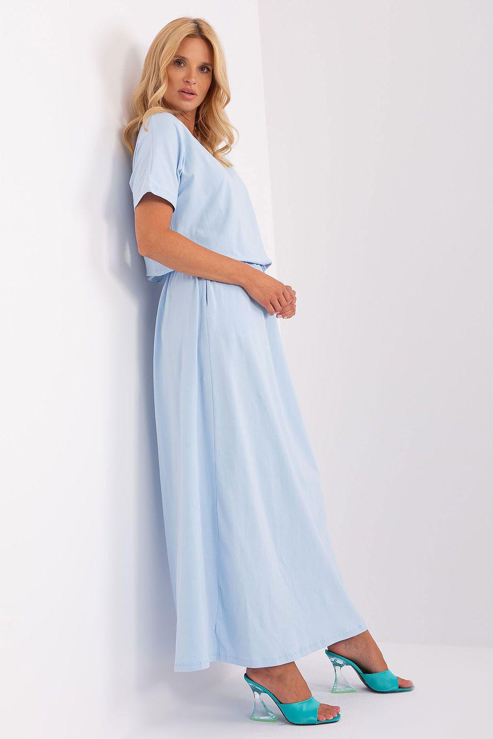 Light blue maxi daydress with short sleeves and elastic waist skirt