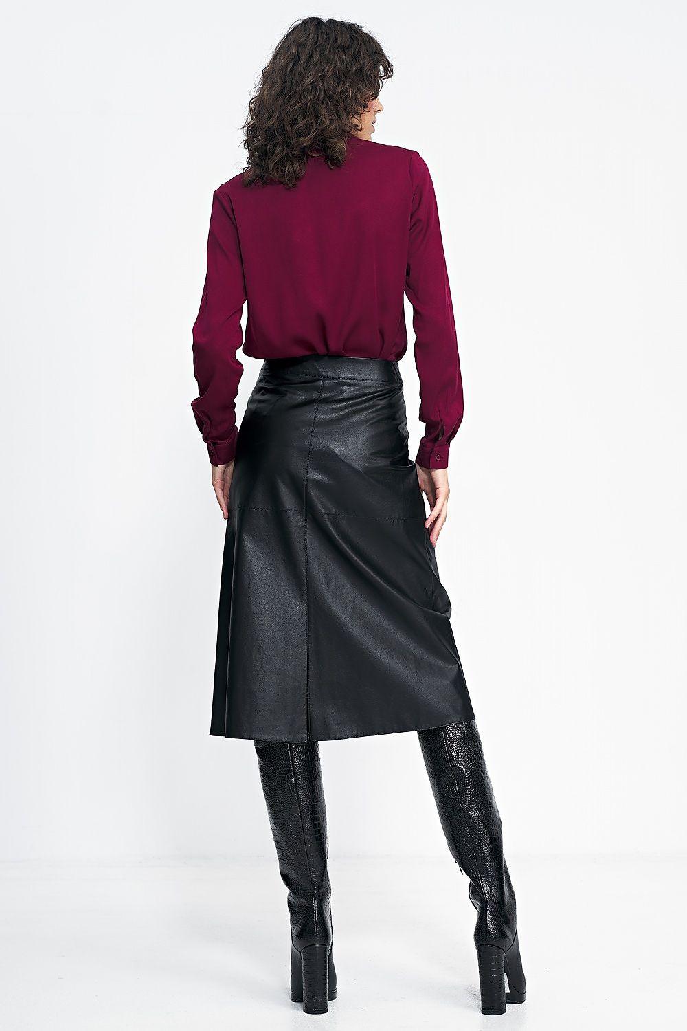 Nife long sleeve shirt, deep burgundy with long sleeves and curved hem