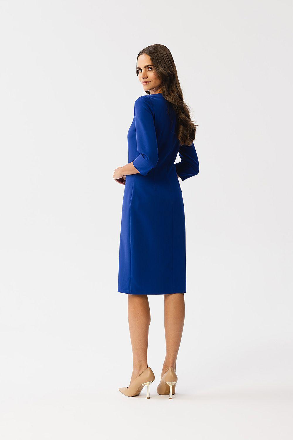 Blue daydress with round neck, three-quarter sleeves, knee-length straight cut, side view.
