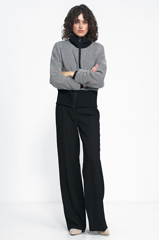 Short herringbone jacket with black zipper and high collar, gray front panel