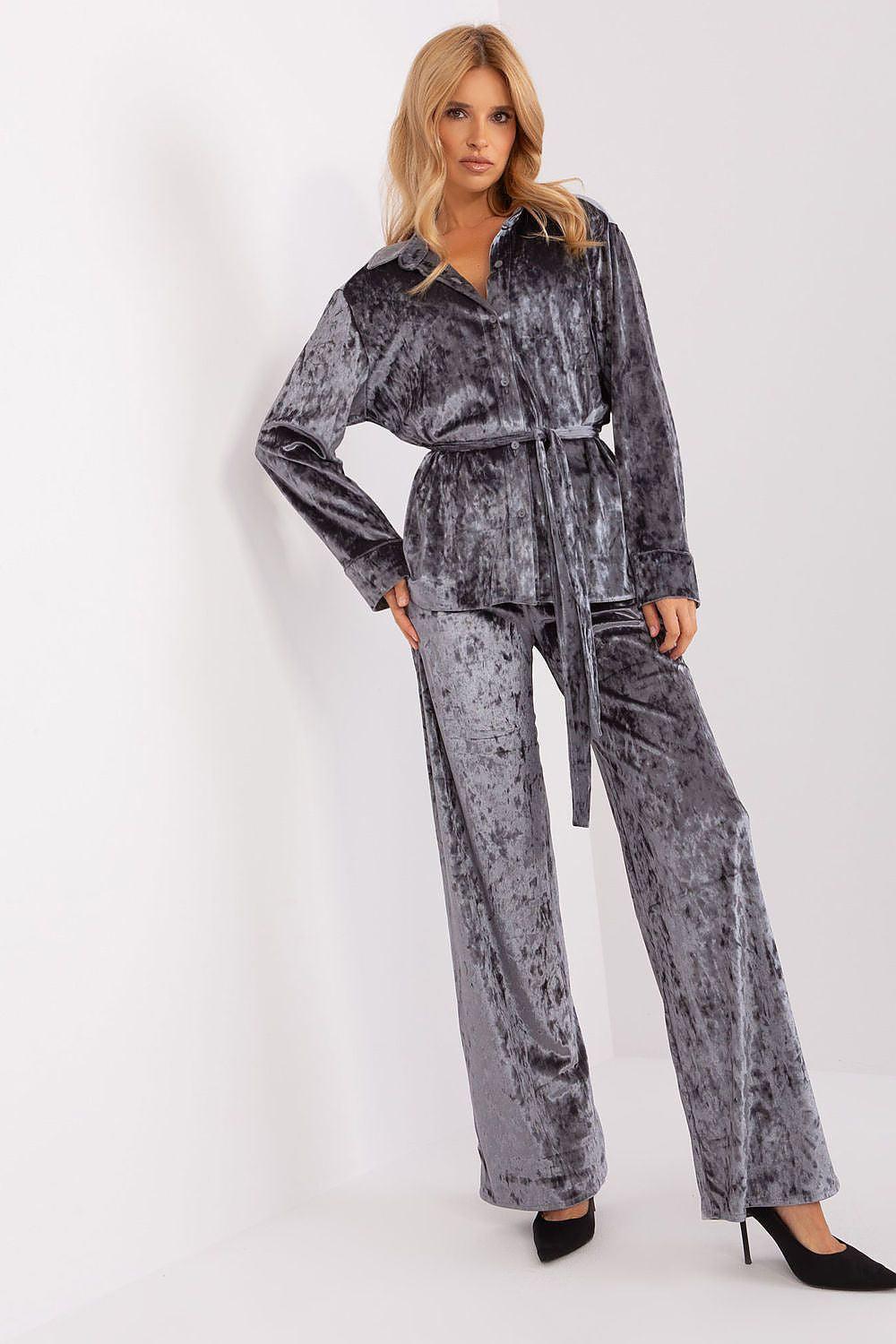 Grey velvet-look pantsuit set with button V-neck long sleeves and wide-leg trousers