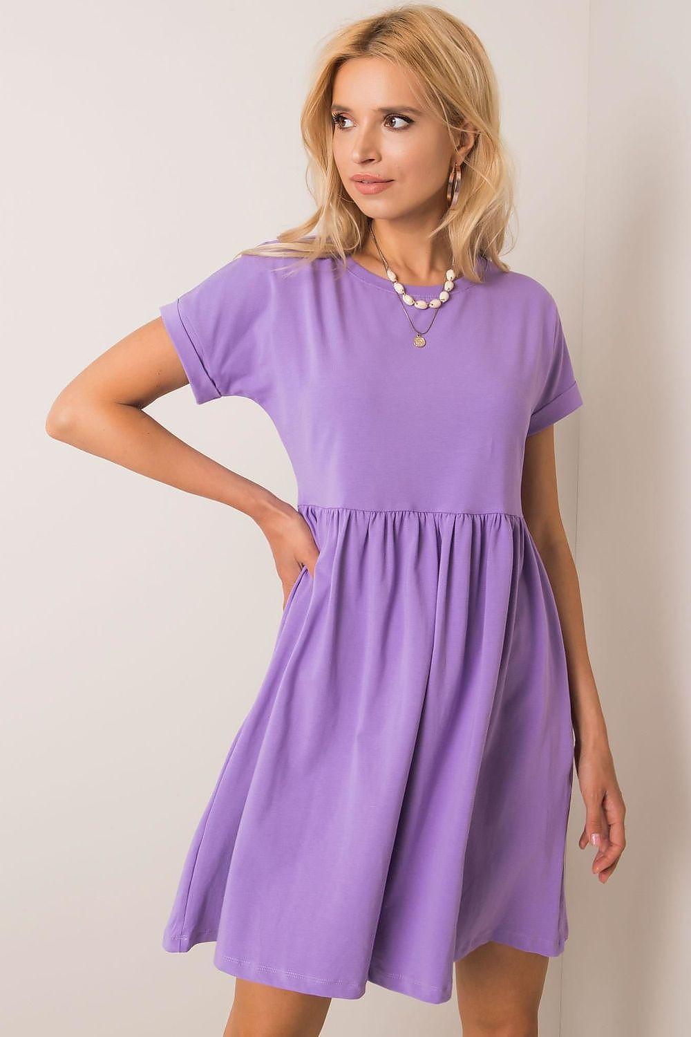 Short-sleeve purple daydress with gathered skirt and round neckline