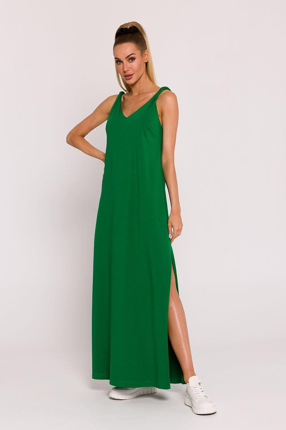 Sleeveless V-neck maxi daydress in green with front slit