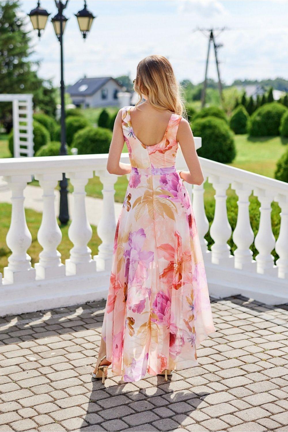 Back view floral sleeveless cocktail dress with tiered ruffle skirt
