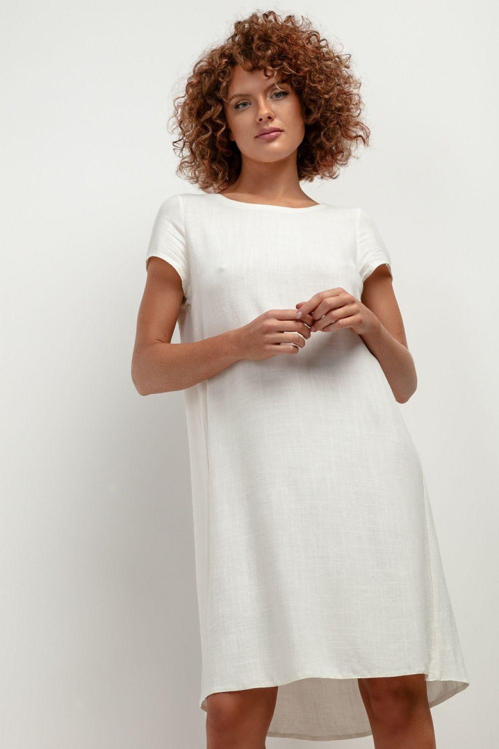White daydress with short sleeves and a straight knee-length cut
