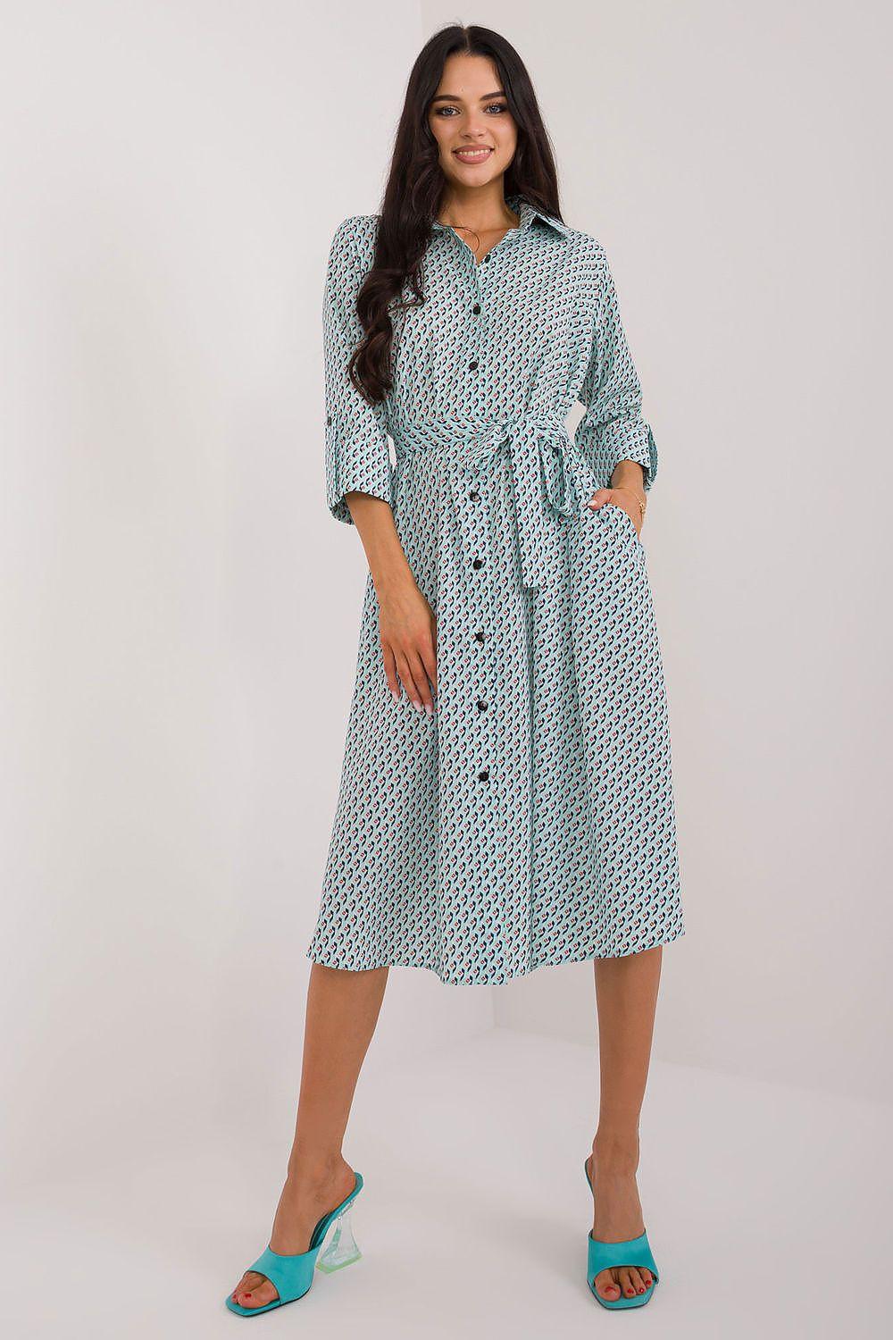Green patterned daydress with button front, collar, tie waist, 3/4 sleeves