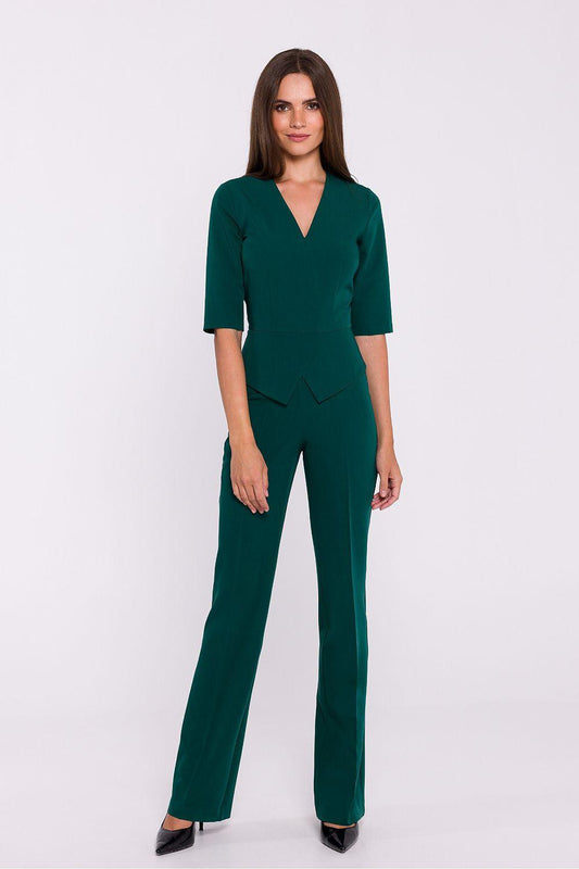 Green V-neck 3/4-sleeve pantsuit with front waist darts and wide-leg trousers