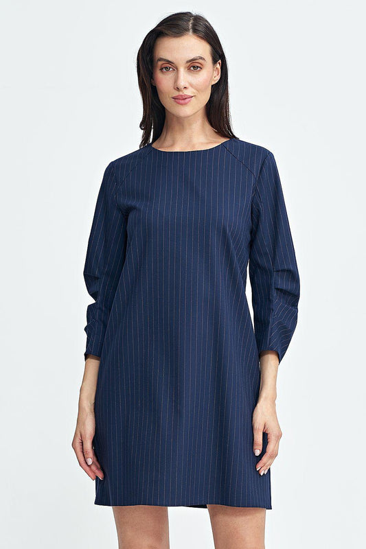 Navy blue daydress with round neckline, 3/4 sleeves, vertical stripe texture