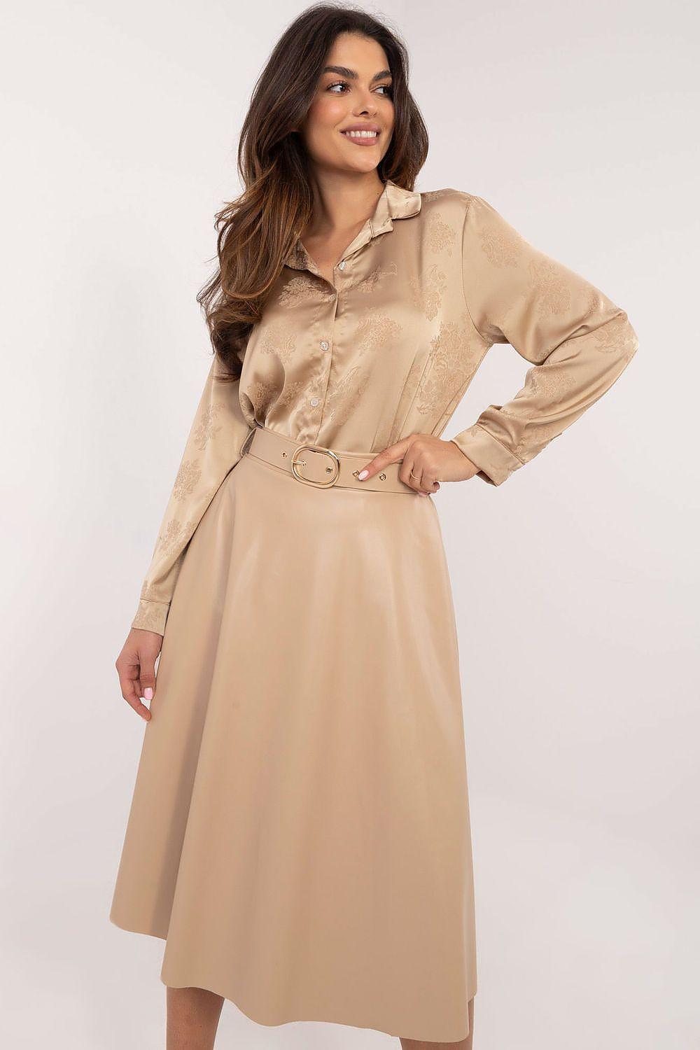 Beige flared imitation leather skirt with button-front and stitched waistband