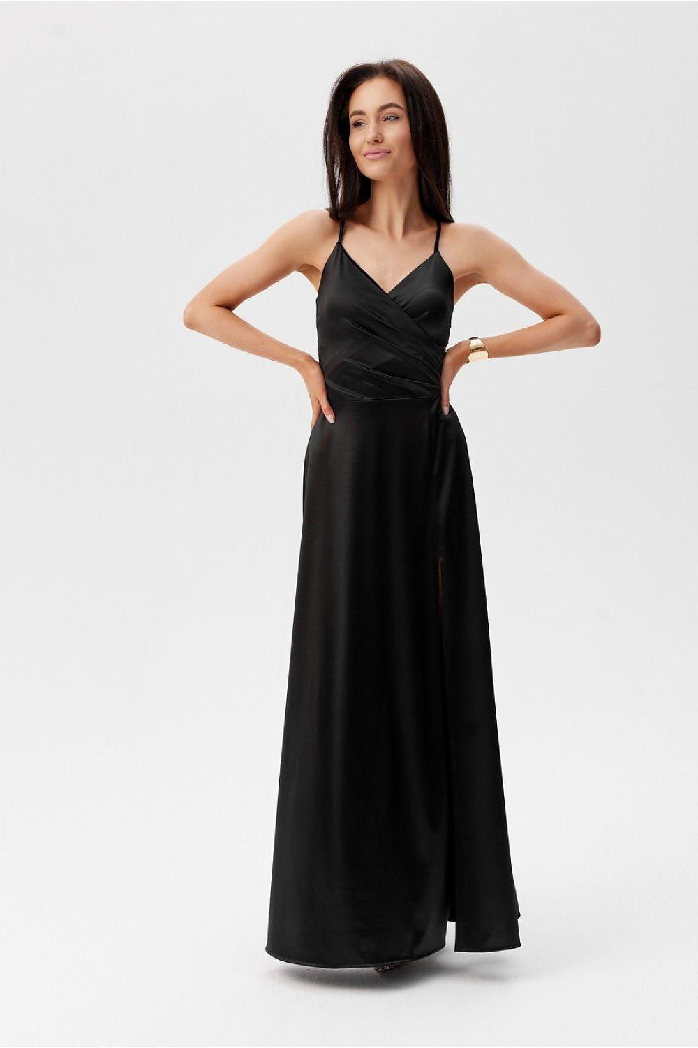 Roco Fashion long dress in black with V-neck spaghetti straps and gathered waist