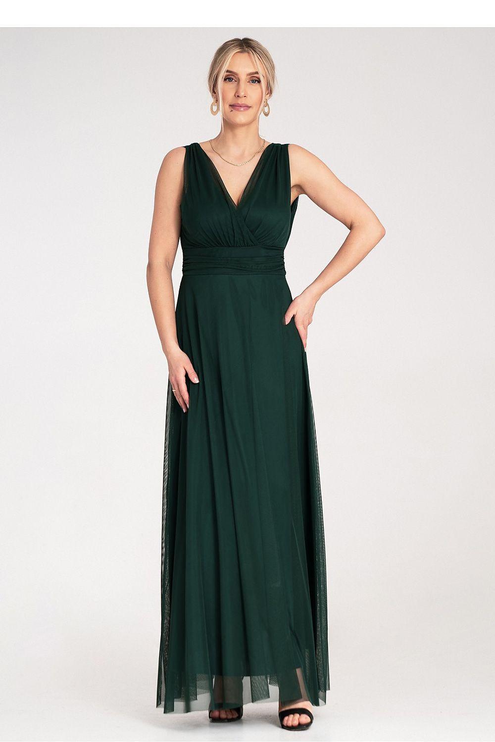 Green sleeveless cocktail dress with V-neck and gathered waist, layered tulle hem