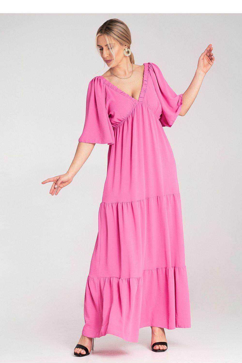 Violet maxi daydress with ruffled V-neck and tiered skirt