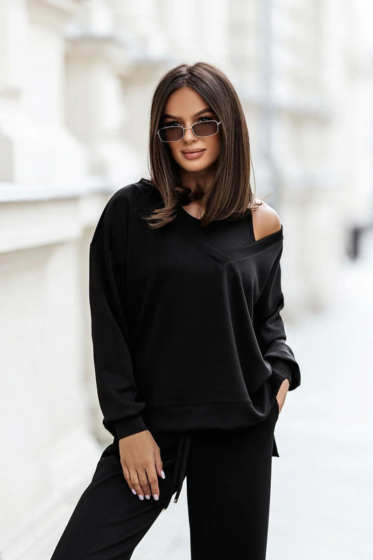 Women's black 3-piece outfit with hooded sweatshirt and matching pants