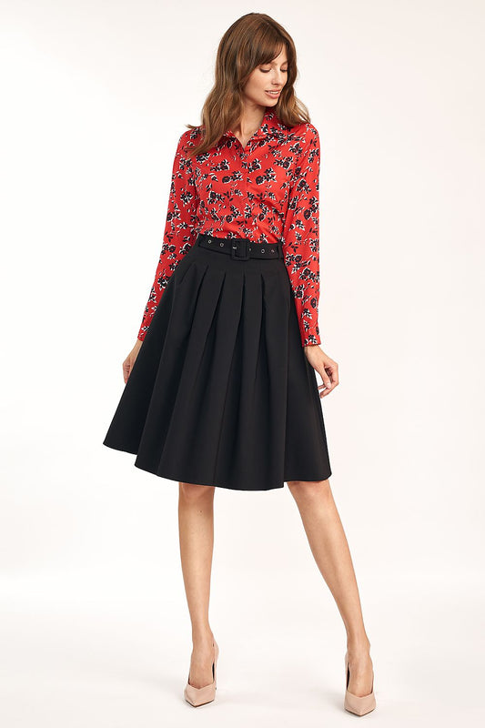 Belted A-line black office skirt with pleated waist