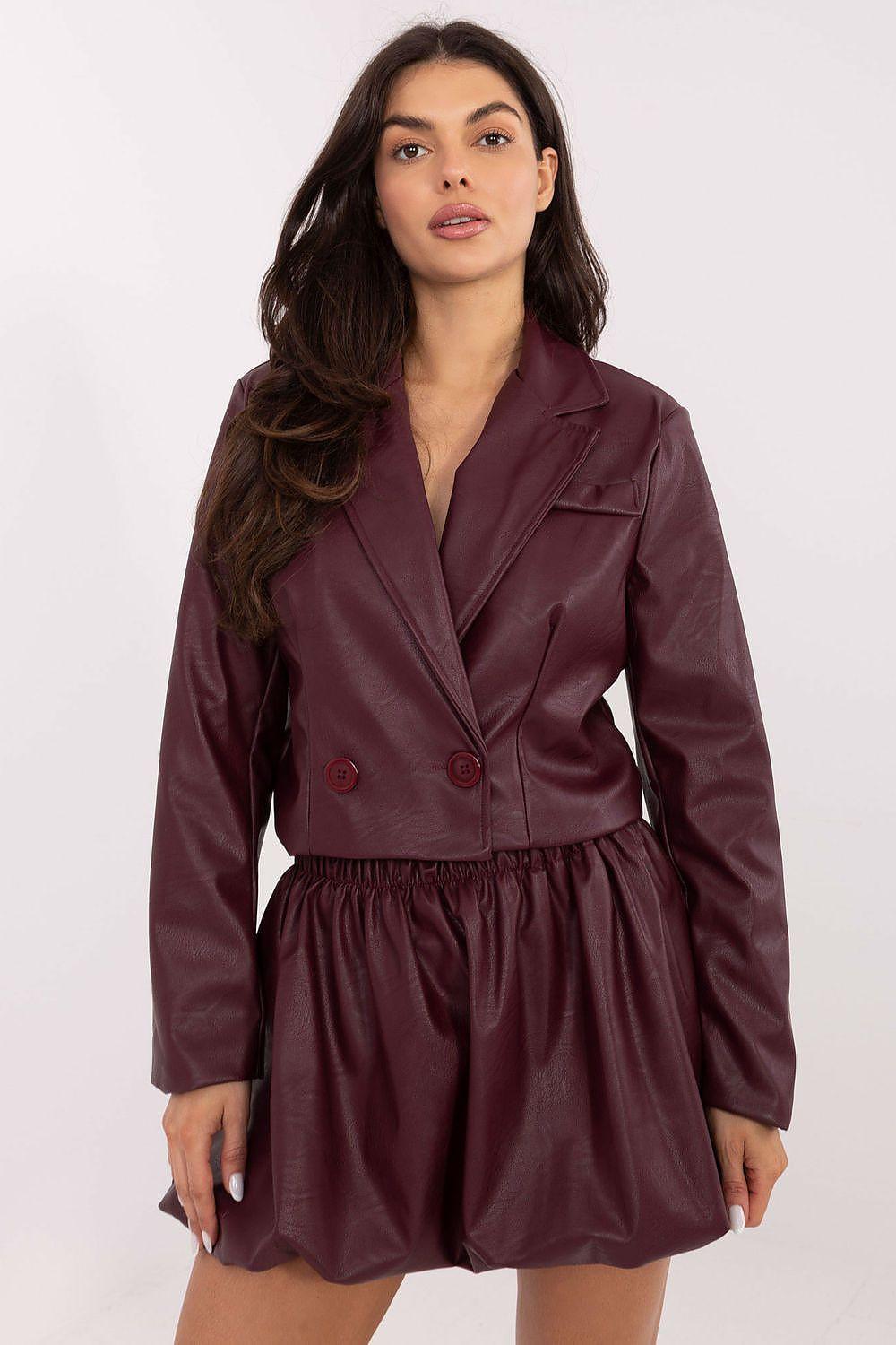 Burgundy faux-leather short skirt with elastic waist and gathered hem