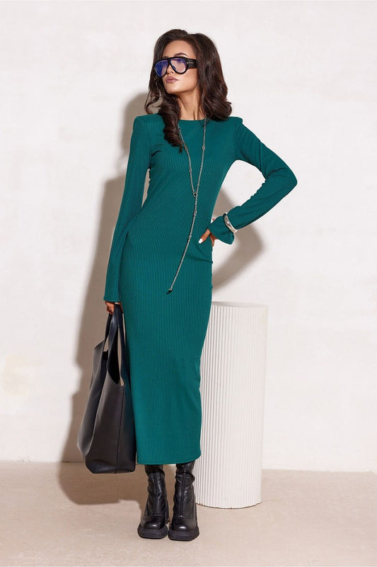 Green knit midi daydress with long sleeves and front zipper