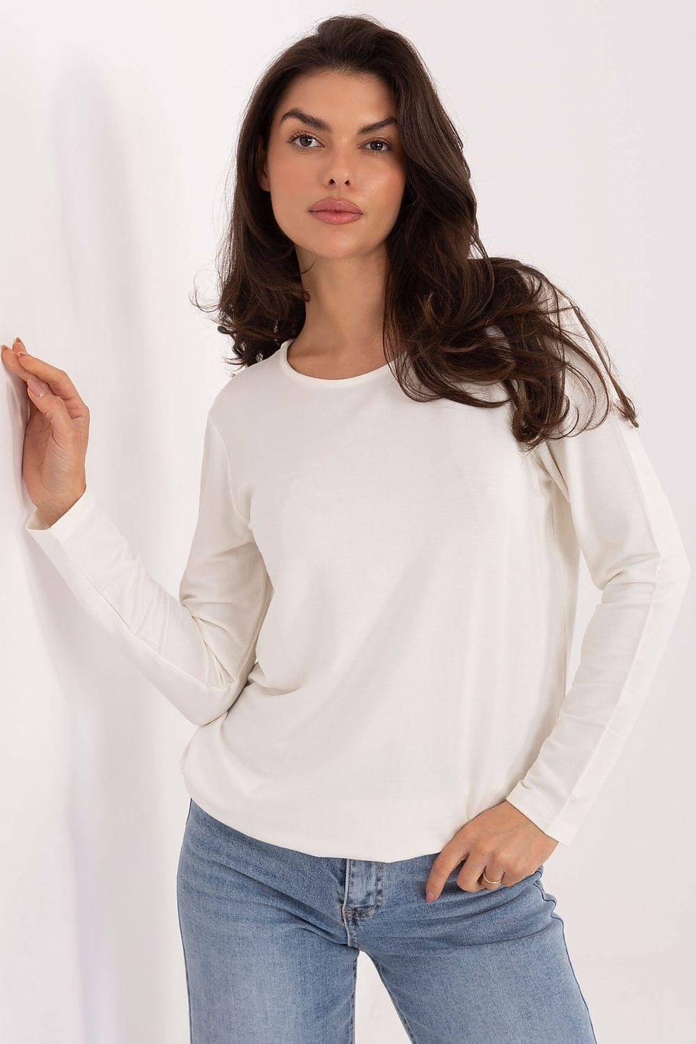  Blouse model 222430 Relevance 