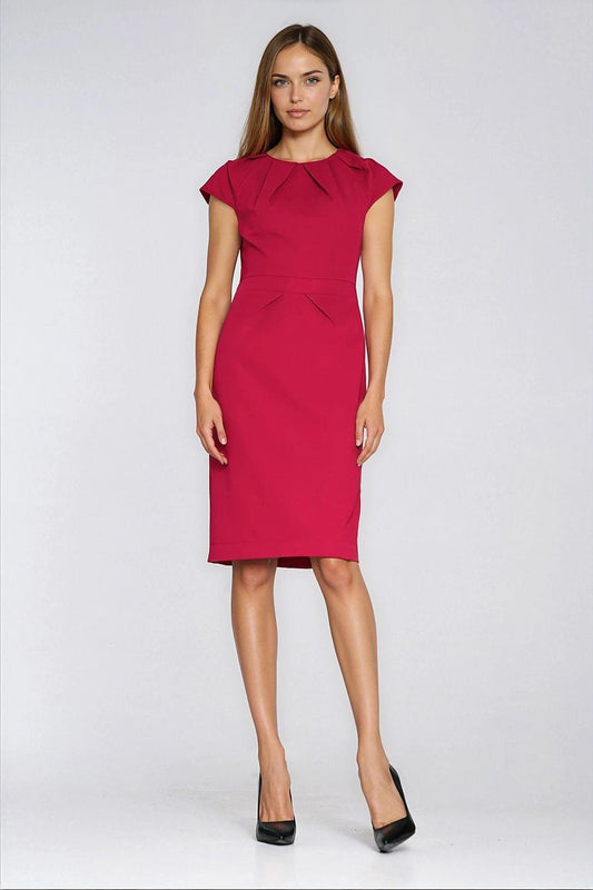 Red day dress with short cap sleeves and round neckline, fitted sheath silhouette